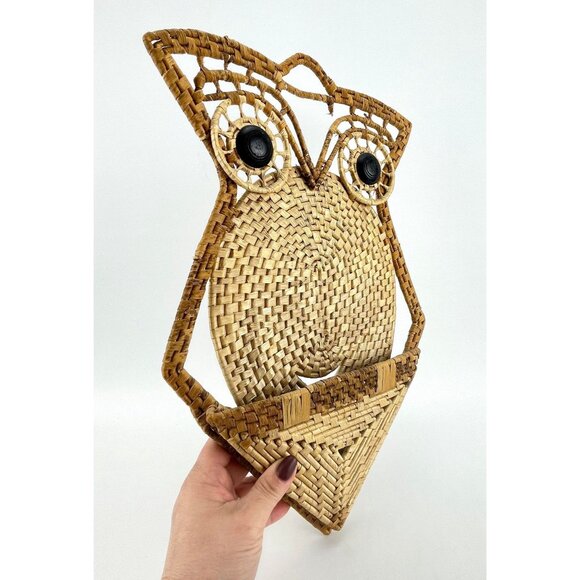 Vintage 1970s owl mail organizer, large wicker owl wall letter holder - Picture 3 of 9